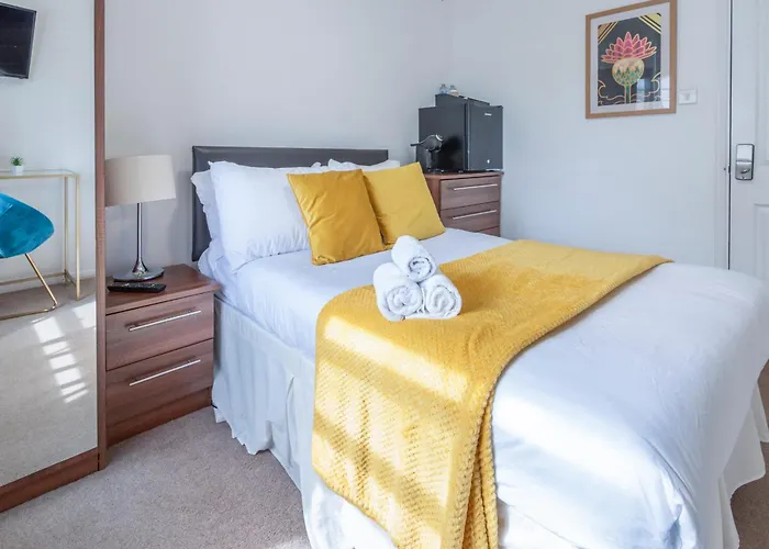 Double In Notting Hill, Private Minibar & Coffee